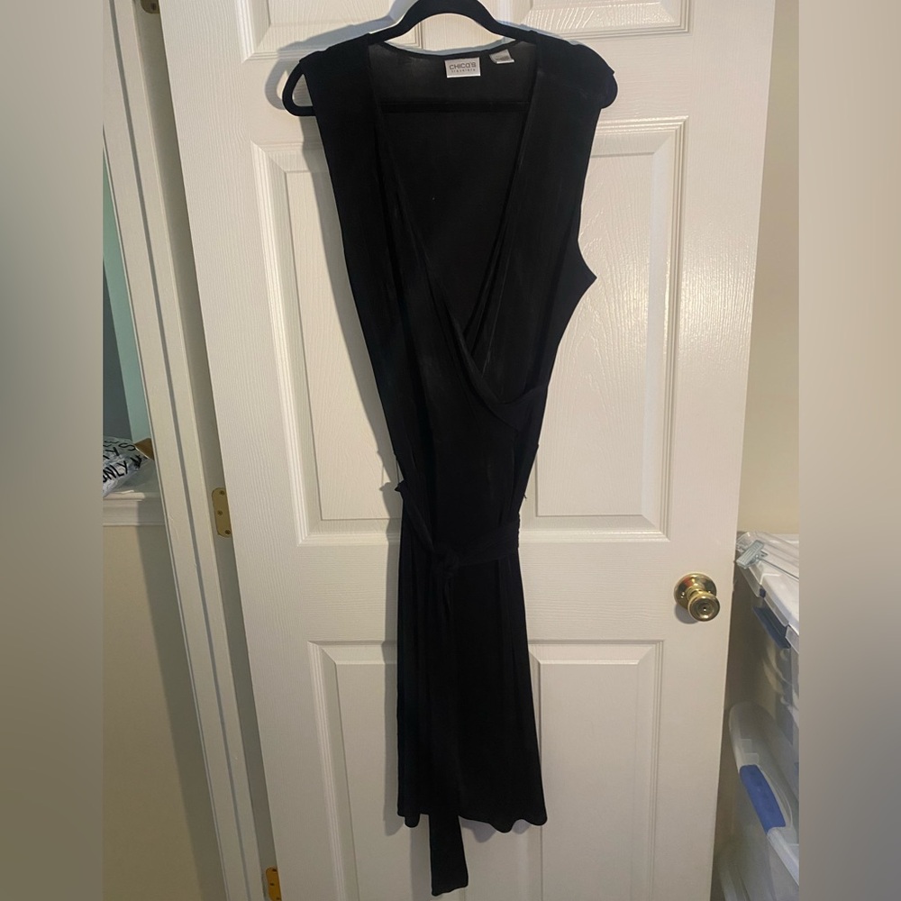 Sleveless Black Dress
